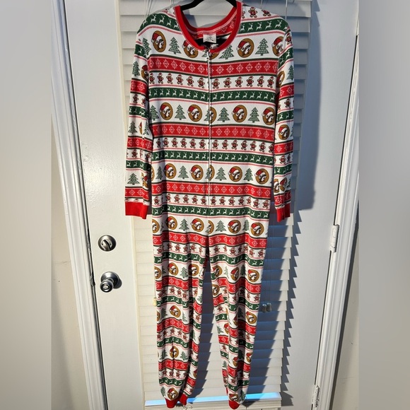 Buc-ee’s Unisex Festive 🎄❤️💚 Red and Green Holiday Onesie Size Medium - Picture 5 of 6